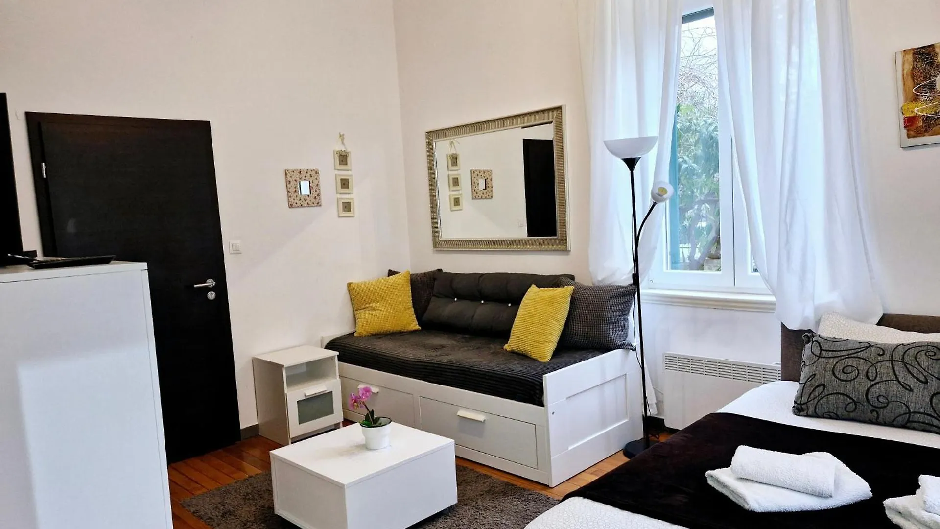 Beach City Pearls Apartments Gostinjska kuća Split