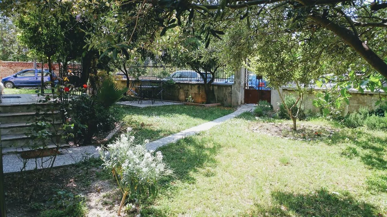 Beach City Pearls Apartments Split
